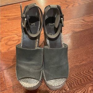 Marc Fisher wedges